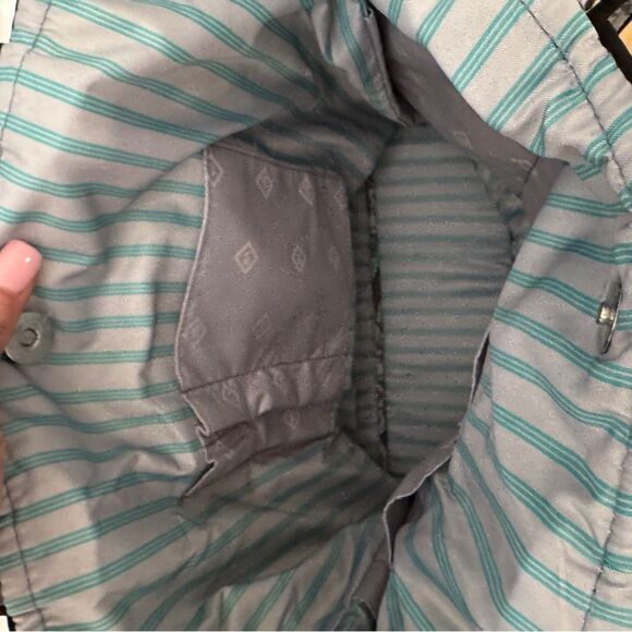 Vera Bradley Paisley Stripes Tote Bag in like new condition- grey and turquoise - Picture 7 of 12